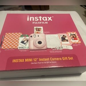 Instax mini 12 camera gift set